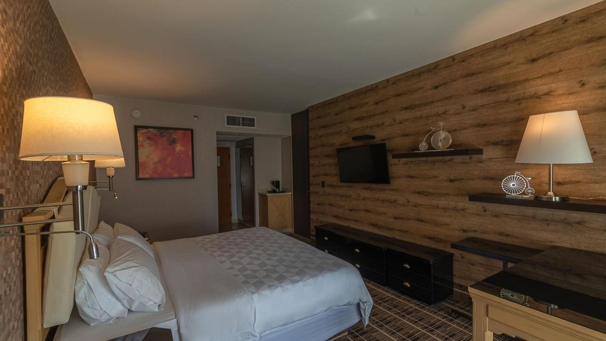 Holiday Inn Queretaro Centro Historico By Ihg Exterior photo