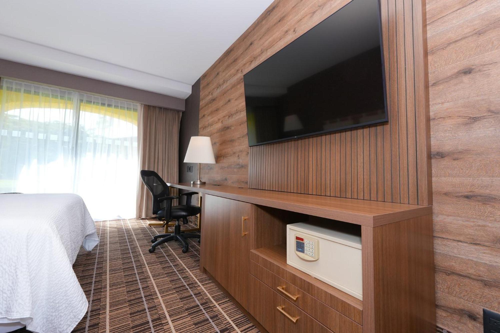 Holiday Inn Queretaro Centro Historico By Ihg Exterior photo